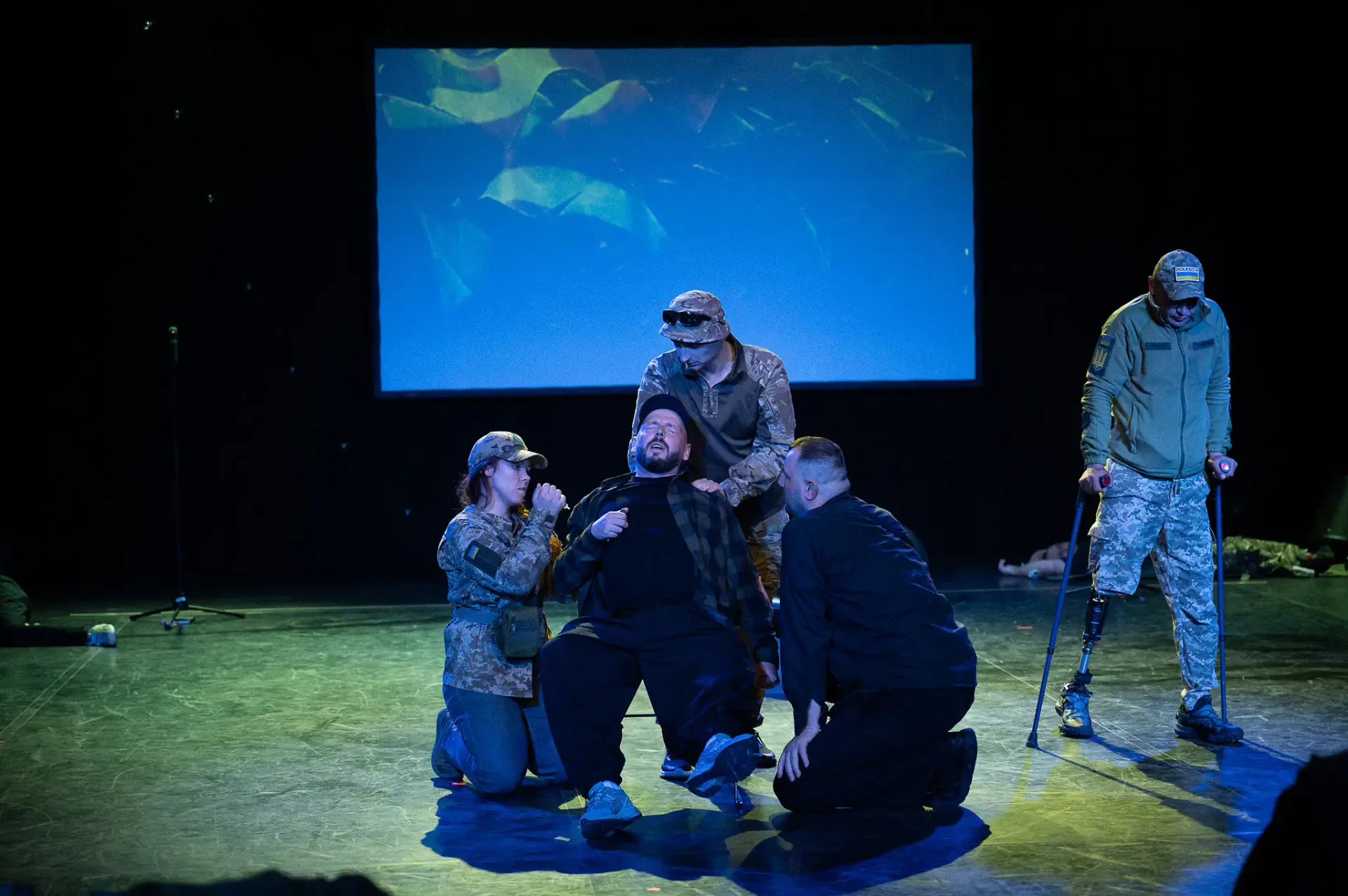 Foto aus dem Theaterstück „UN/ZERBRECHLICH“